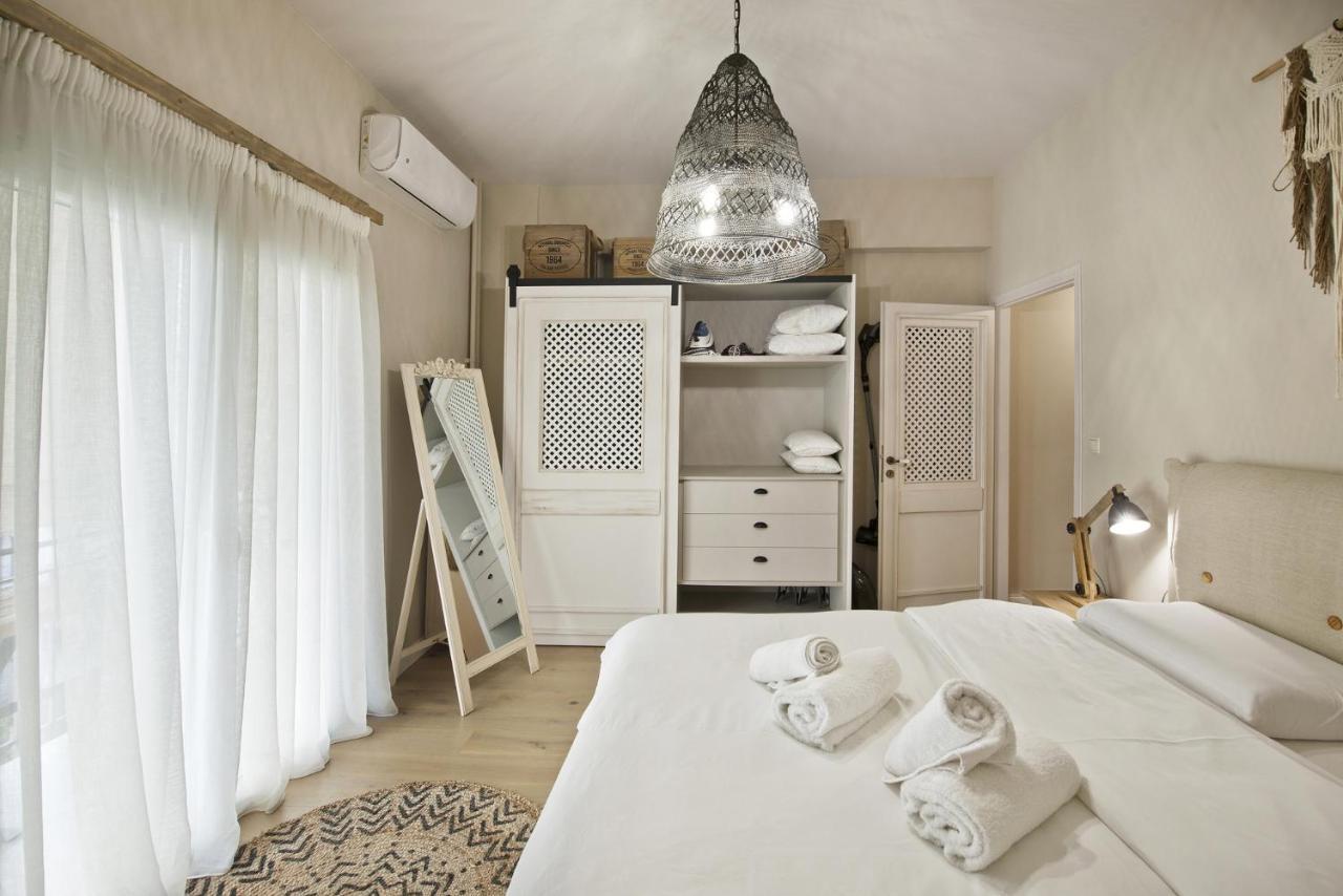 Stylish Apartment At Pagrati Atenas Exterior foto